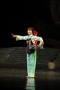 Carrying swaddle woman- Jiangxi opera a steelyard