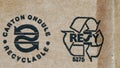 Carton ondule recyclable sign. Emballage Certificat. Environment protection sign