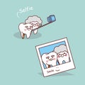 Cartoon senior teeth selfie