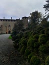 Castello Grazzano Visconti, pietre, erba, natura