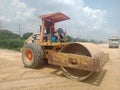 CAT CS533E VIBRATORY SOIL COMPACTOR