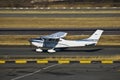 Cessna 182 Skylane - Touch 'n Go Royalty Free Stock Photo