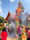 Many people praying Thao Wessuwan sculpture