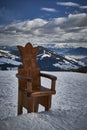 A chair with a HochkÃÂ¶nig symbol.