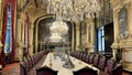 Chic halls in the Louvre since the time Statue of Aphrodite of Milos or Venus of Milo Napoleon with huge chandeliers and