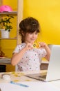 Children learn english online at home. Homeschooling and distance education for kids.