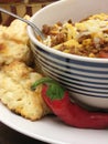 Chili with biscuits and a pepp