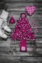 Christmas decoration: shabby chic or country style in vintage lo