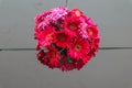 Chrysanthemum flowers are red, round red rose hanger above, round wreath, circle bouquet - karangan bunga berbentuk bundar, mawar