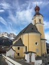 Church Going am Wilden Kaiser, Austria Royalty Free Stock Photo