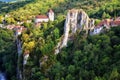 Cirq la Popie village on the cliffs