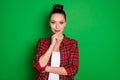 Close-up portrait of her she nice attractive lovely pretty gorgeous minded smart brown-haired girl entrepreneur thinking