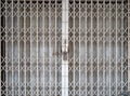 Closed retractable folding metallic gate