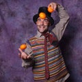 Clown joggling Royalty Free Stock Photo