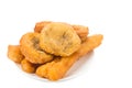 Combination serving of delicious you tiao, han chim peng and ma