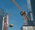 Lifting crane working