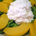 Cottage cheese and peaches