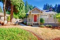 Cozy small house with outdoor rest area