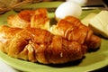 Croissant with milk & eggs