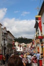 Crowd invades the Tomar streets on The Trays Festival