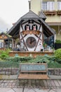 Cuckoo clock on Borges de Medeiros avenue