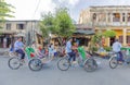 Cyclo serve tourists