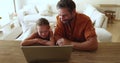 Dad teach little 6s daughter to use laptop