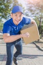 Deliveryman hold box