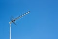 Digital terrestrial television reception antenna of a conventional house