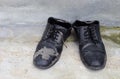 Dirty old shoes o Royalty Free Stock Photo