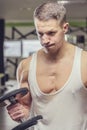 Young man in the gym powerlifting Royalty Free Stock Photo