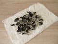 Dried fermented blackberry leaves for black tea