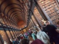 Dublin dublino Trinity college people biblioteca library
