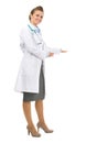 ÃÂ¬edical doctor woman inviting to come