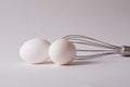 Eggs with balloon whisk