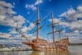 El GaleÃÂ³n AndalucÃÂ­a docked on the Hudson River