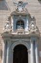 Entrada bellamente ornamentada a la basÃÆÃÂ­lica de nuestra seÃÆÃÂ±ora