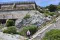 Erchie - Escursionista presso la cava abbandonata