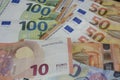 Euro-Banknoten und -MÃÂ¼nzen fÃÂ¼r mehr als 300 Millionen Menschen im. Euro-WÃÂ¤hrungsgebiet