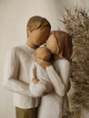 Familie wooden sculpture home decor