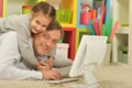 Father and little daughter with computer Royalty Free Stock Photo