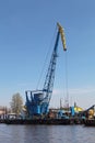 Floating crane