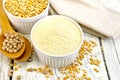 Flour pea and split pease in bowls on light board