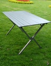 Folding table