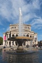 Frankfurt Alte Oper, old opera with fountain