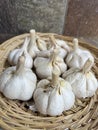 Eight clove of garlics