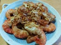 Fried shrimp with garlic and pepper, fresh seafood, sweet taste of shrimp meat, onion, garlic and pepper