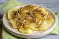 Fried sliced potatoes