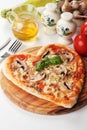 Funghi pizza with hot peppers