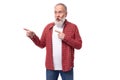 genius 60s retired man with white beard and mustache telling news with gesture